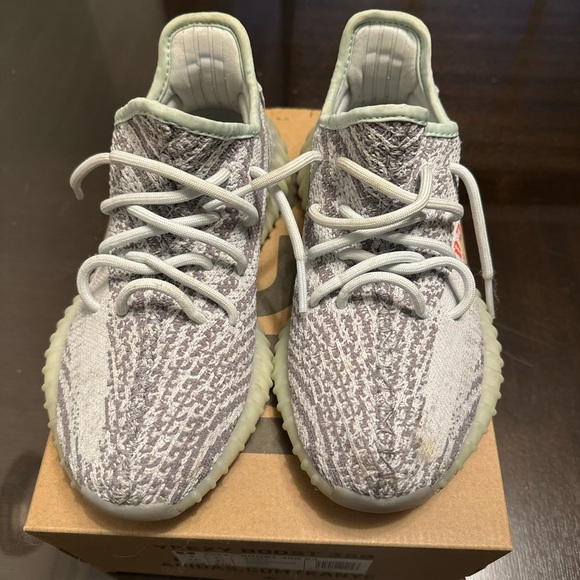 Yeezy Blue Tint - Picture 2 of 5